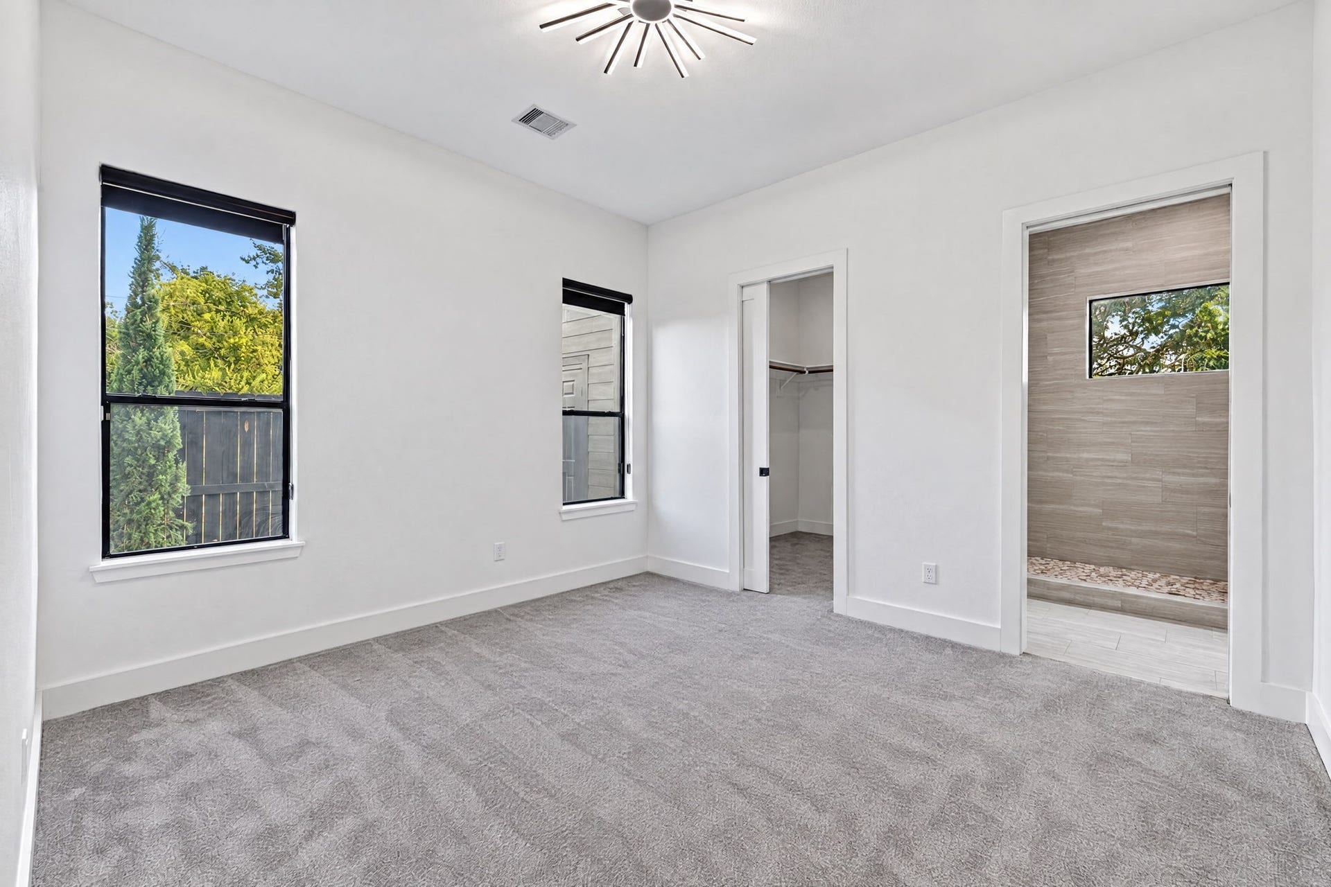 2420 Sumpter Street, Houston, TX 77026 2420 Sumpter Street, Houston, TX 77026