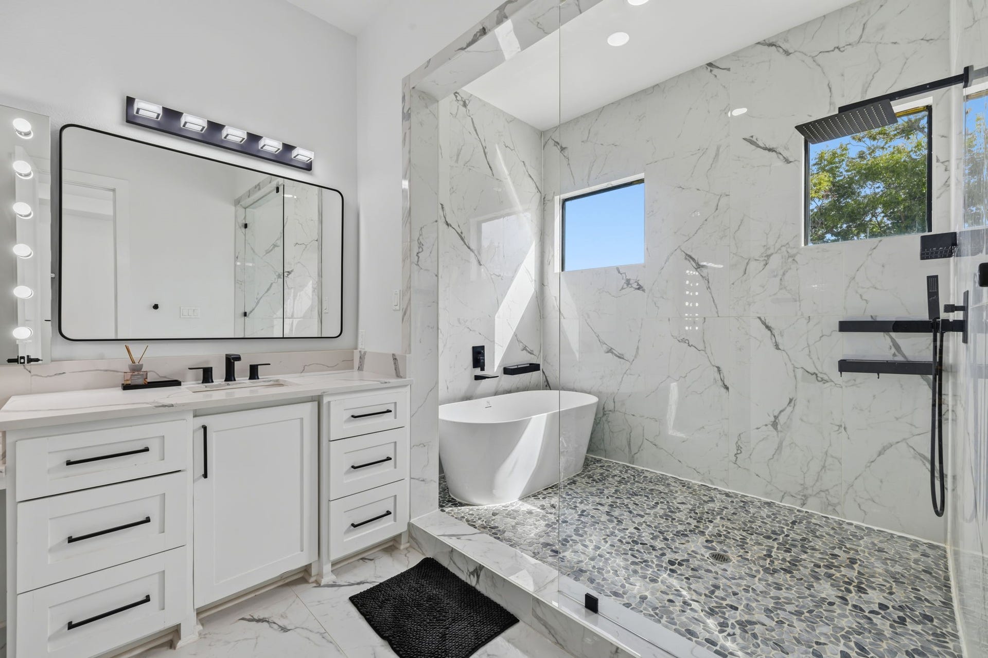 2420 Sumpter Street, Houston, TX 77026 2420 Sumpter Street, Houston, TX 77026