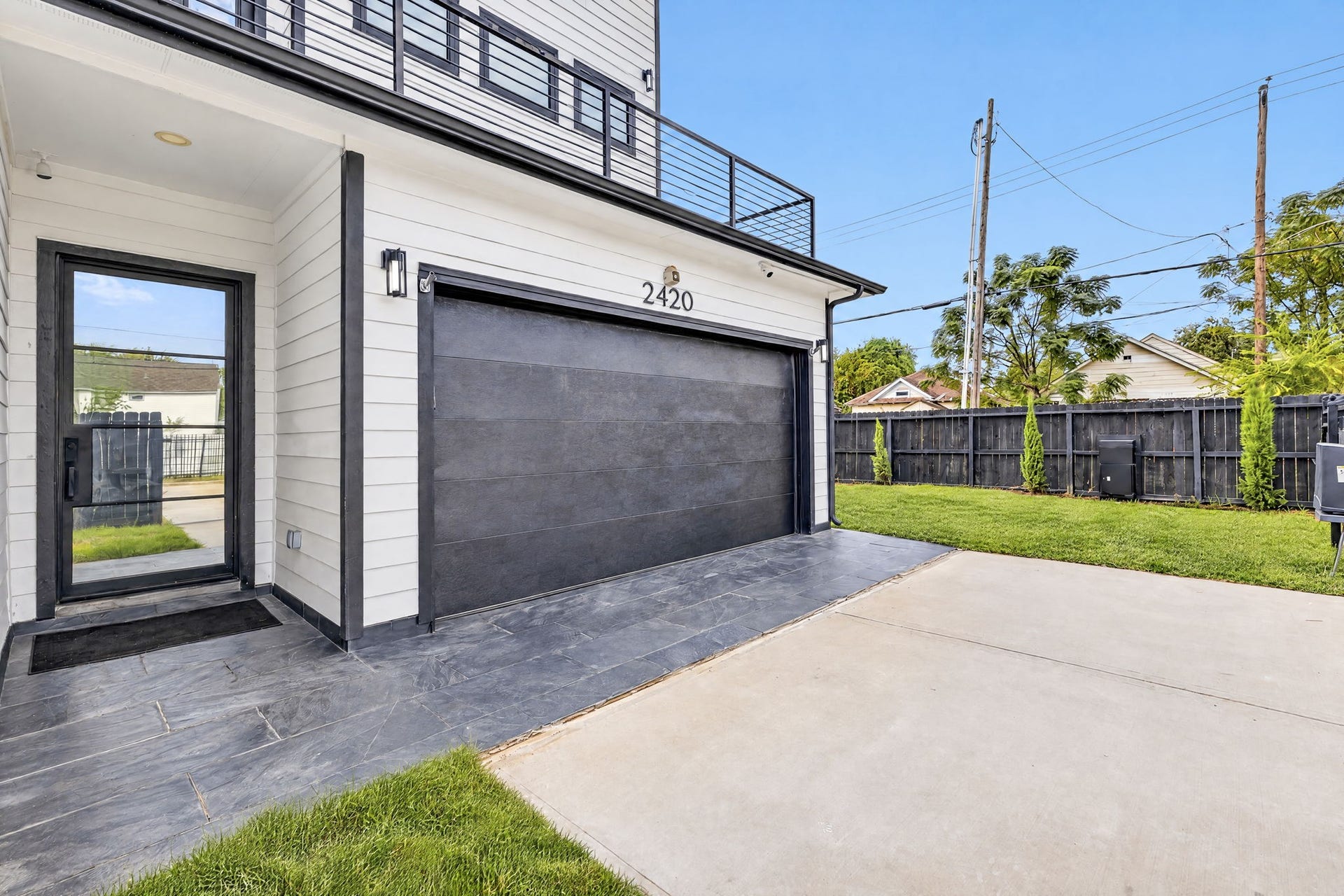2420 Sumpter Street, Houston, TX 77026 2420 Sumpter Street, Houston, TX 77026