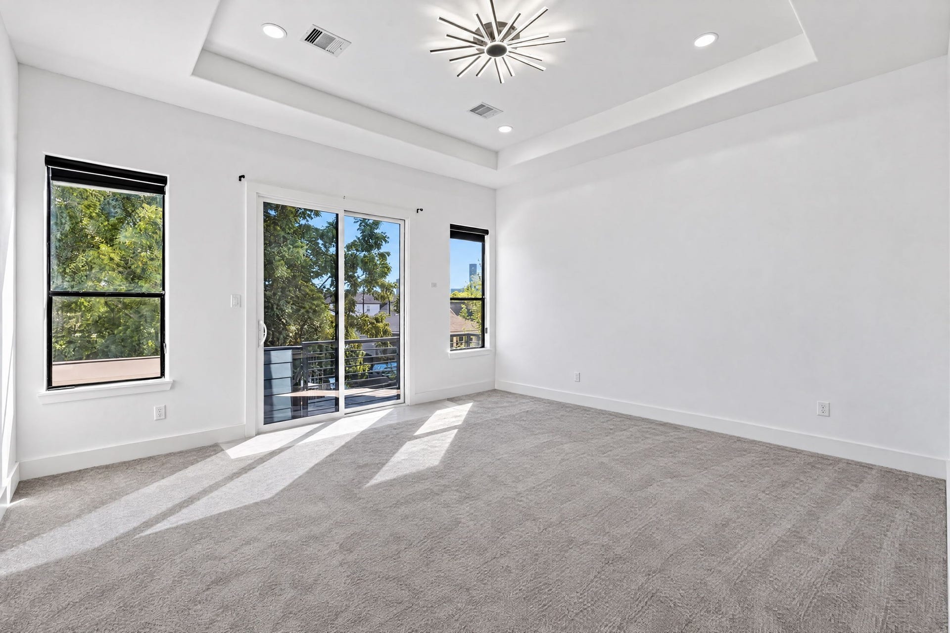 2420 Sumpter Street, Houston, TX 77026 2420 Sumpter Street, Houston, TX 77026