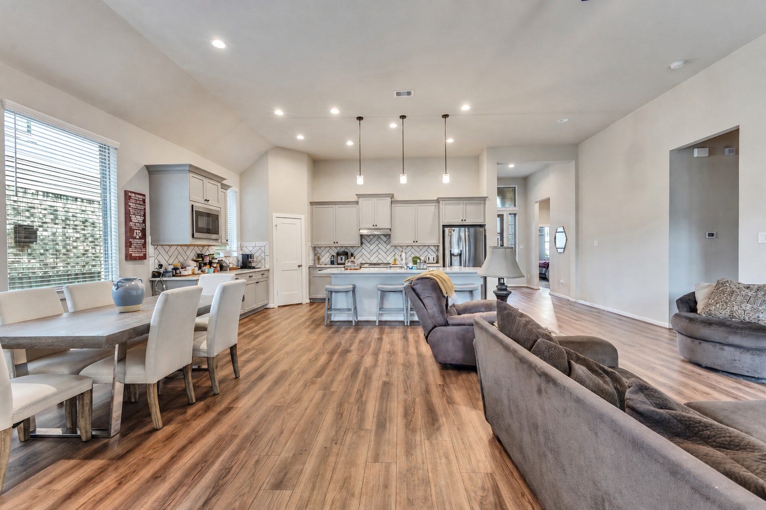 155 Silva Creek Trl, Willis, TX 77318