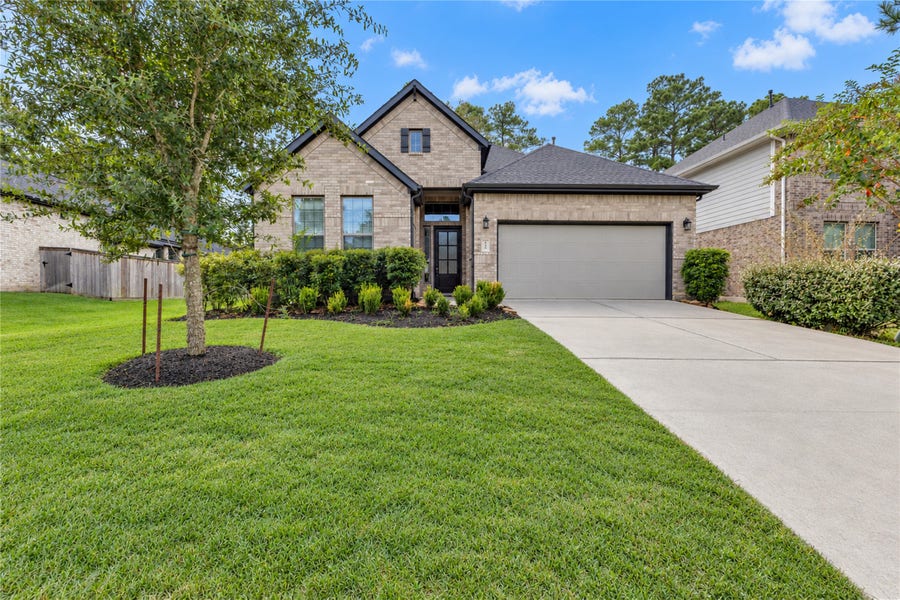 Property photo for 155 Silva Creek Trl, Willis, TX