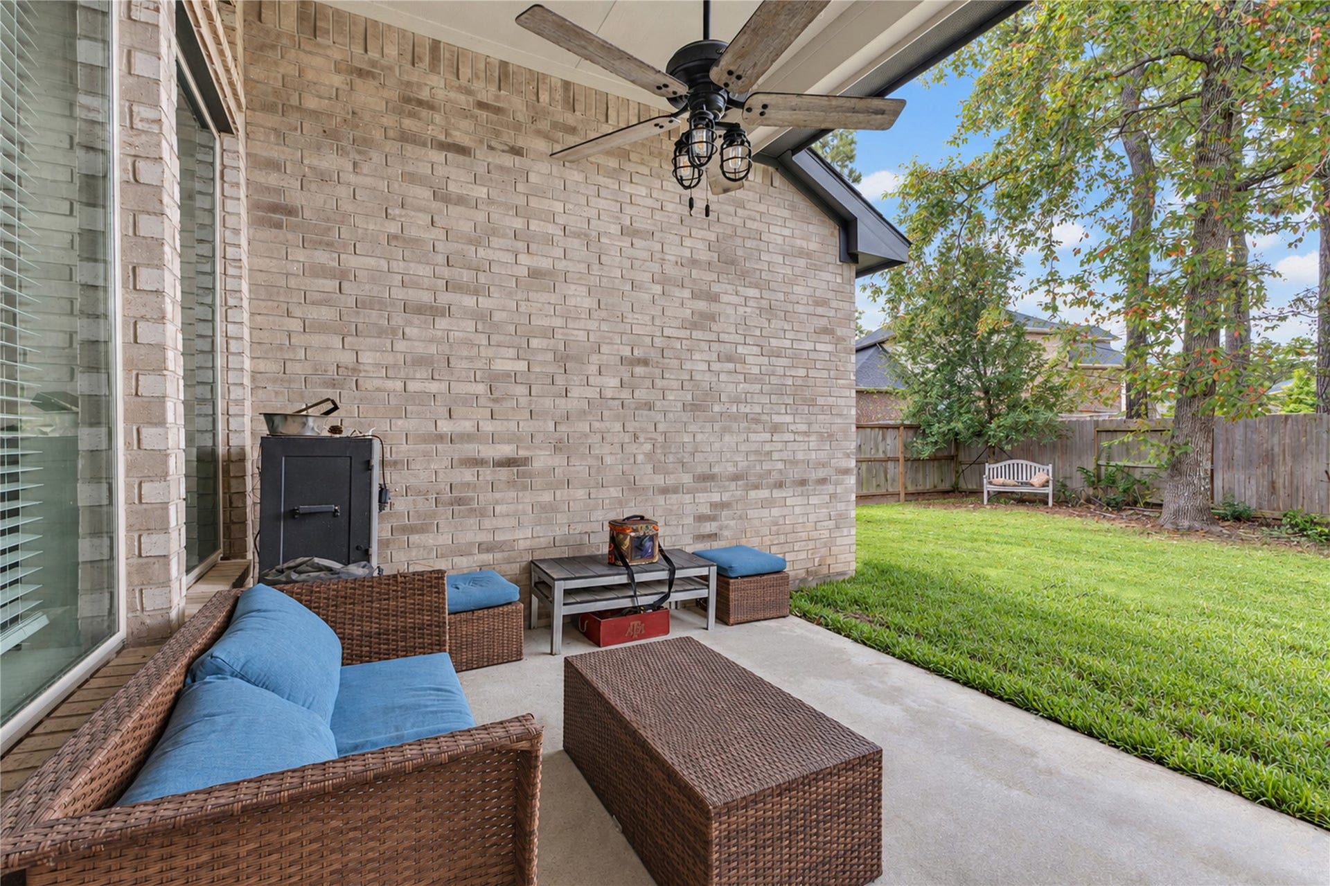 155 Silva Creek Trl, Willis, TX 77318