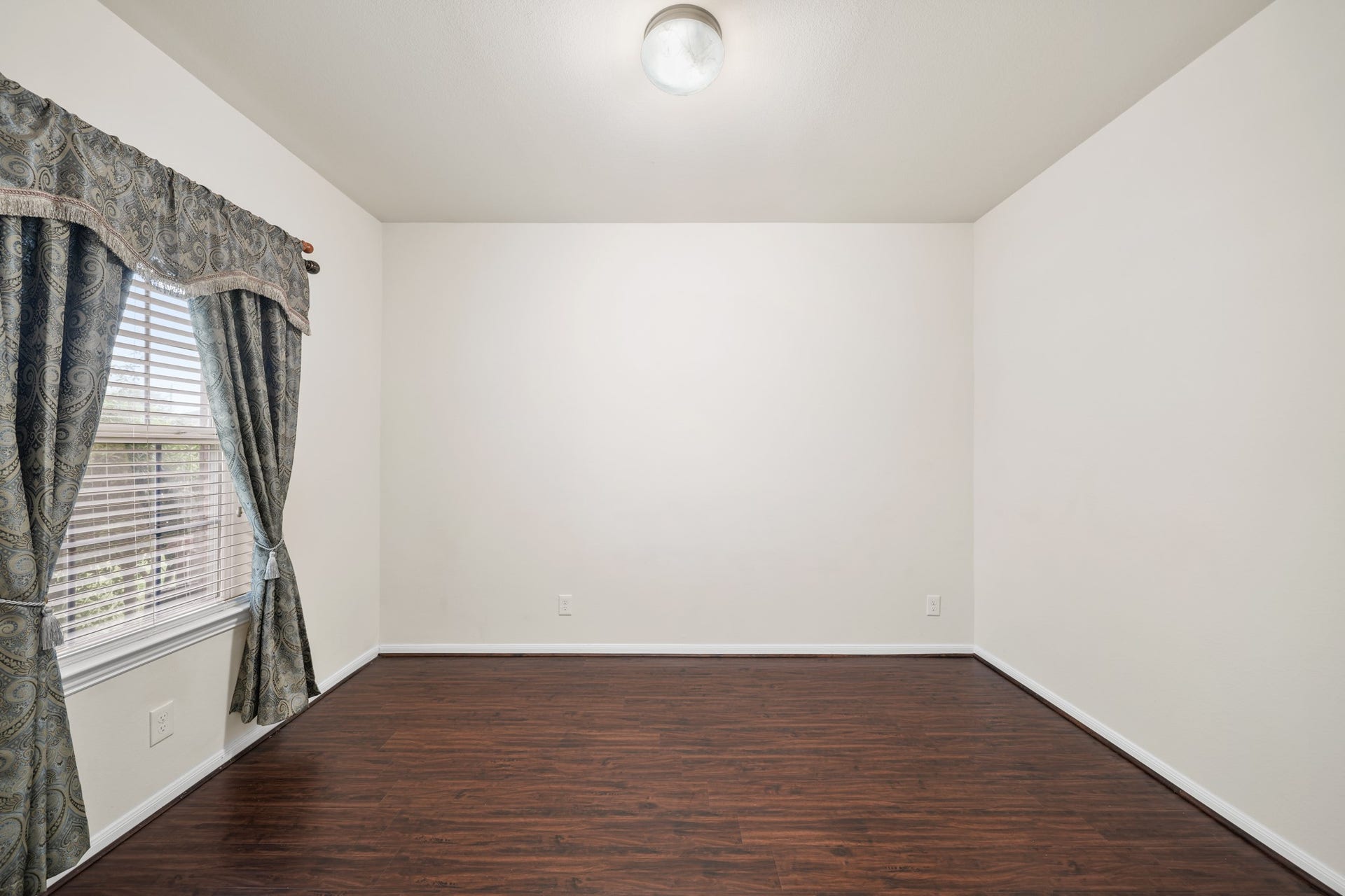 8306 Sunstone Court, Texas City, TX 77591 8306 Sunstone Court, Texas City, TX 77591