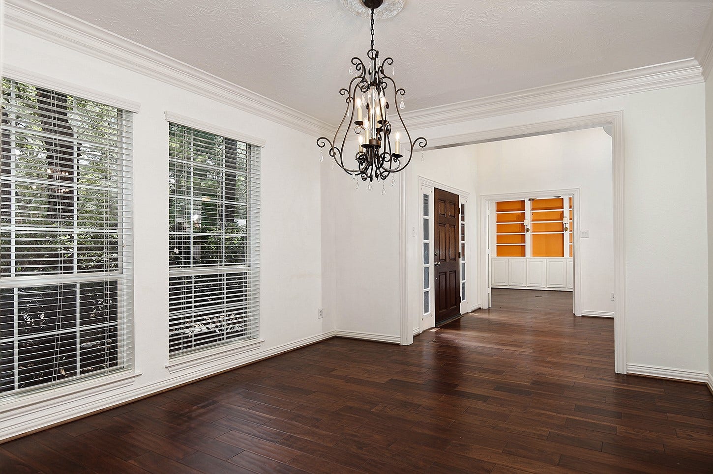 27 Bluff Creek Place, The Woodlands, TX 77382 27 Bluff Creek Place, The Woodlands, TX 77382