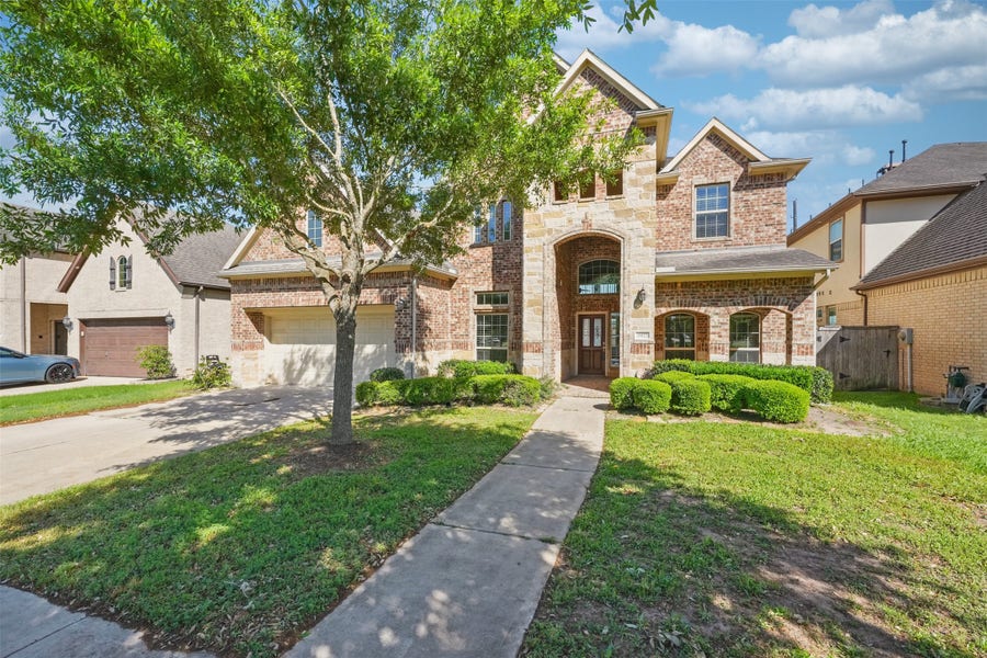 Property photo for 4927 Blackwater Lane, Sugar Land, TX