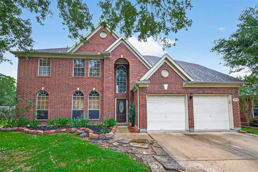 Property photo for 15423 Park Glen Drive, Sugar Land, TX