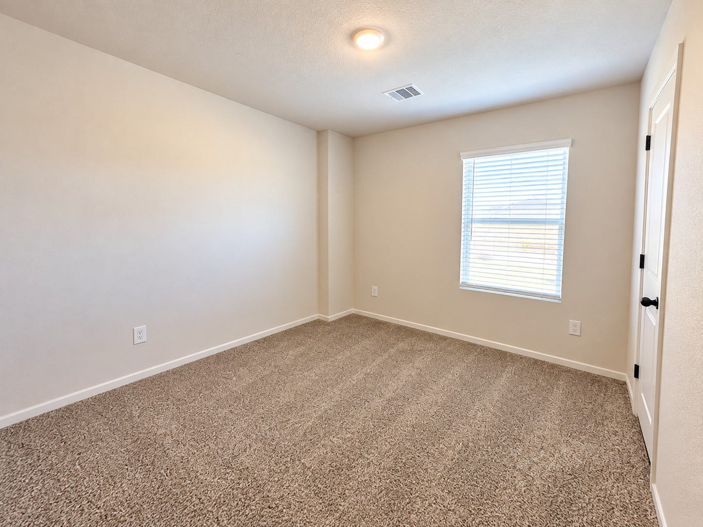 22015 Messina Springs Drive, Hockley, TX 77447 Room 1 Upstairs