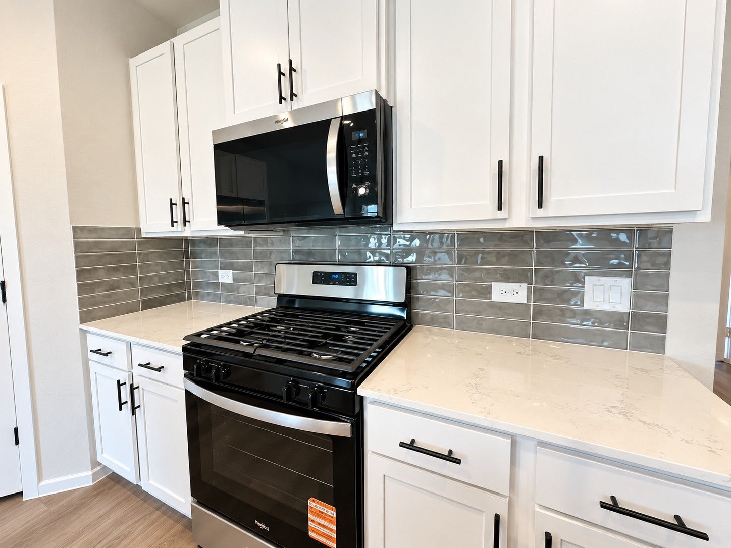 22015 Messina Springs Drive, Hockley, TX 77447 Kitchen with back splash