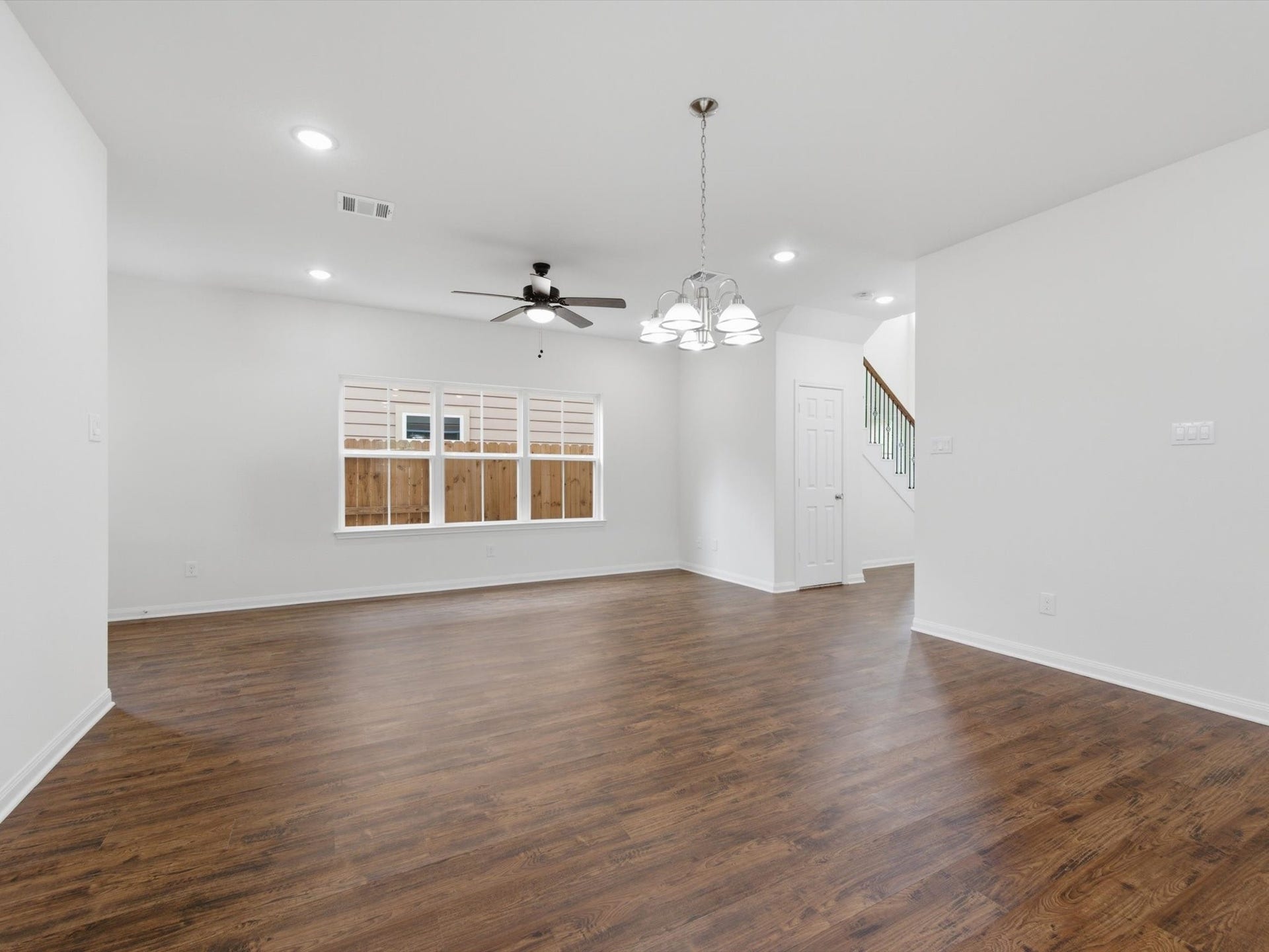 Perfectly positioned for everyday meals and entertaining, the dining space flows seamlessly with the main living areas for easy gatherings and comfortable everyday living.