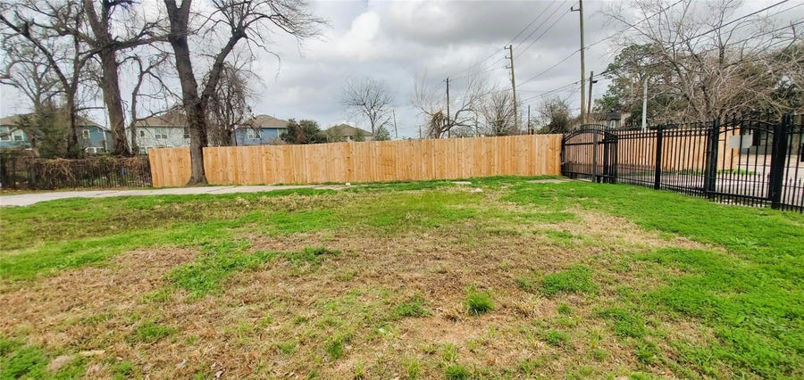 Property photo for 4605 Fulton Street, Houston, TX