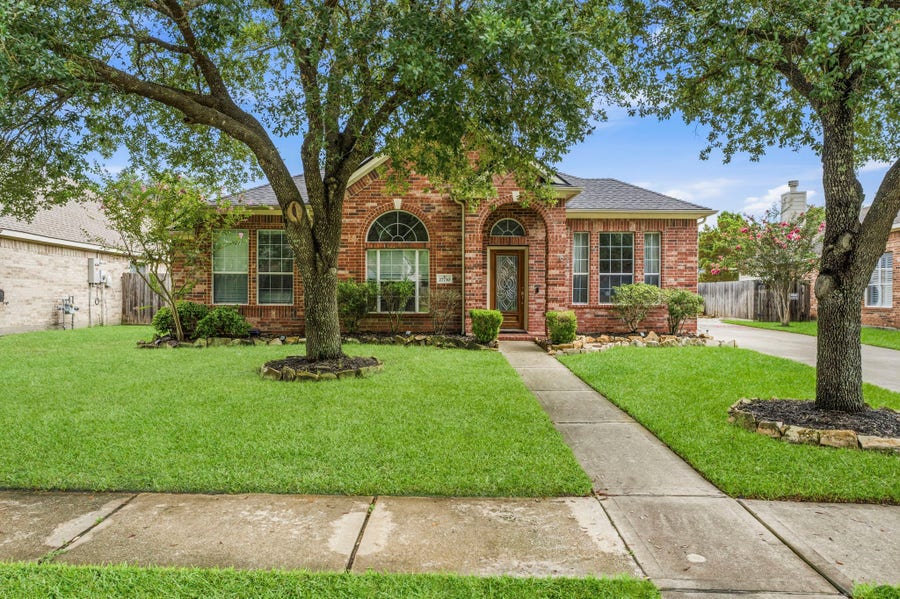Property photo for 27730 Geneva Hills Lane, Spring, TX