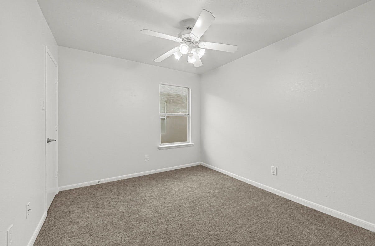 1107 Hampton Villa Lane, Houston, TX 77047 THIRD BEDROOM