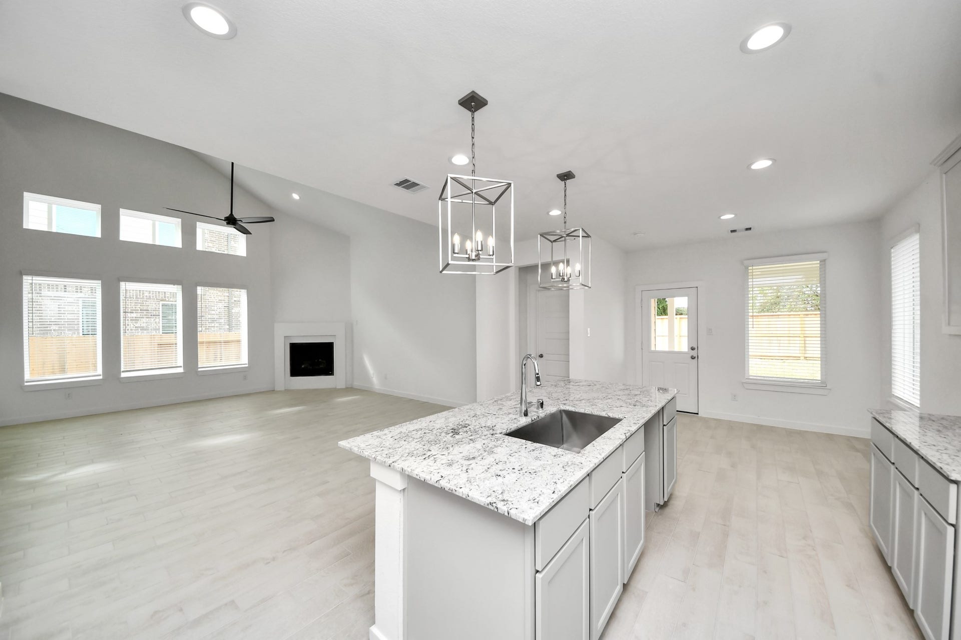 26363 Viva Drive, Magnolia, TX 77355 26363 Viva Drive, Magnolia, TX 77355