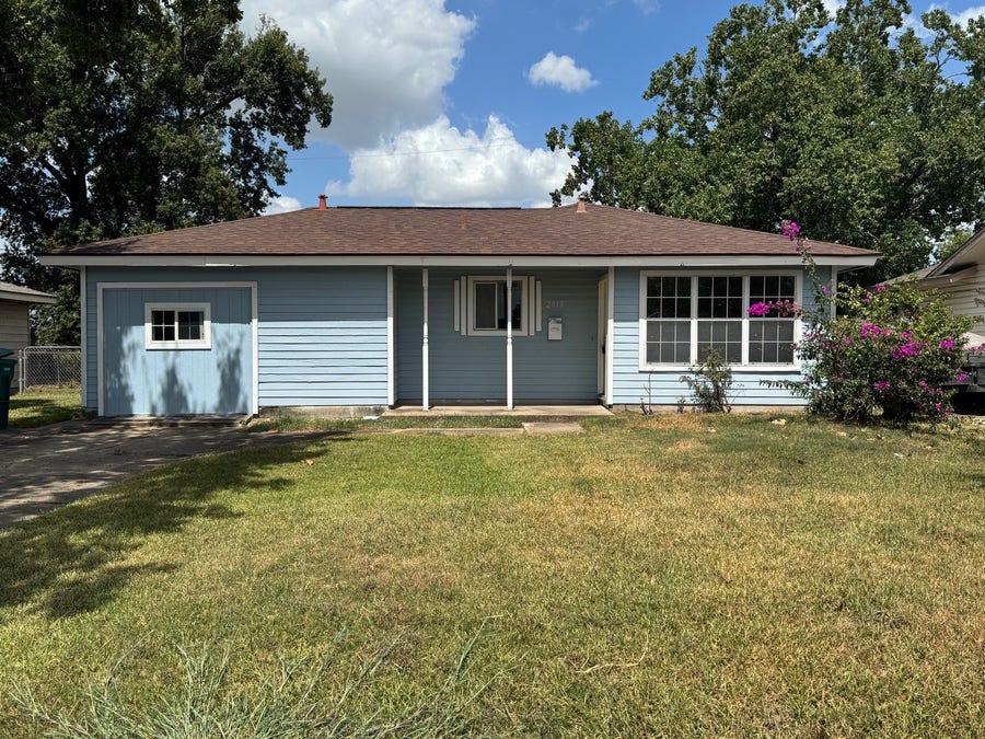 Property photo for 2819 Thomas Avenue, Pasadena, TX