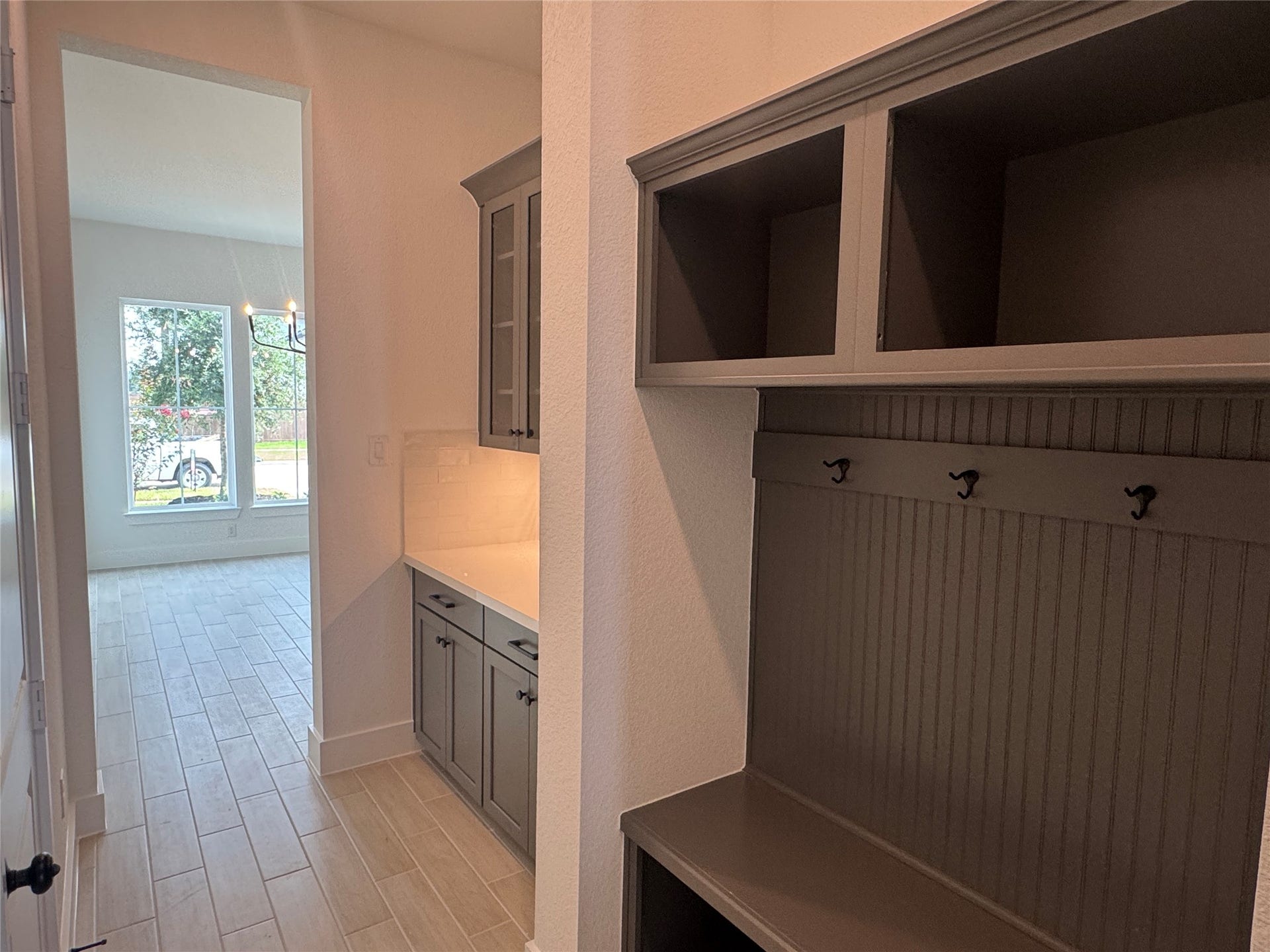 25607 Brawner Drive Drive, Katy, TX 77493 Mud cabinets