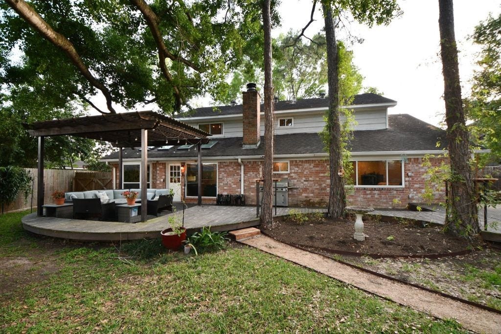 9102 Meaux Drive, Houston, TX 77031 9102 Meaux Drive, Houston, TX 77031
