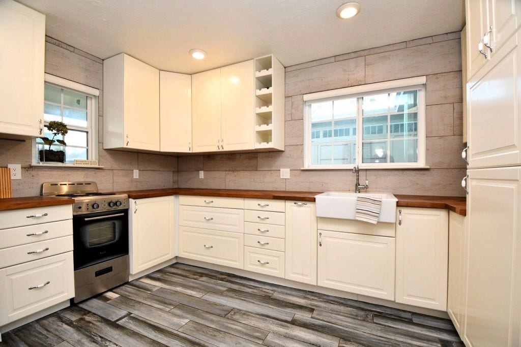 9102 Meaux Drive, Houston, TX 77031 9102 Meaux Drive, Houston, TX 77031