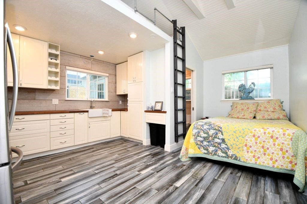9102 Meaux Drive, Houston, TX 77031 9102 Meaux Drive, Houston, TX 77031