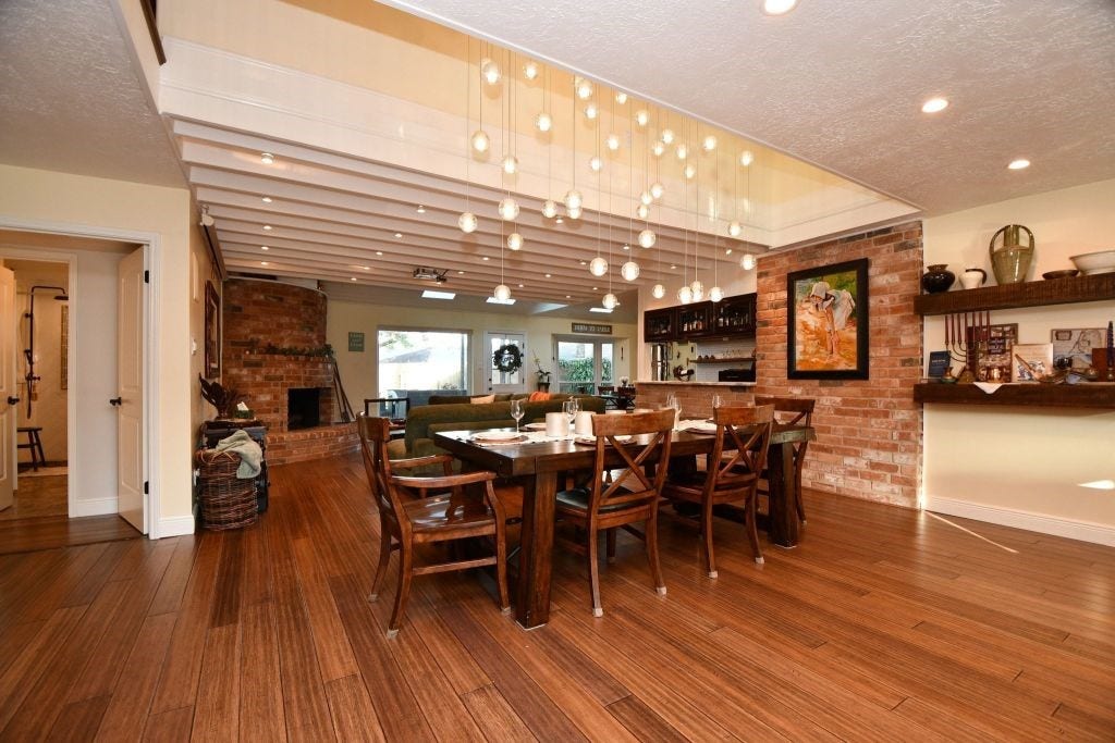 9102 Meaux Drive, Houston, TX 77031 9102 Meaux Drive, Houston, TX 77031