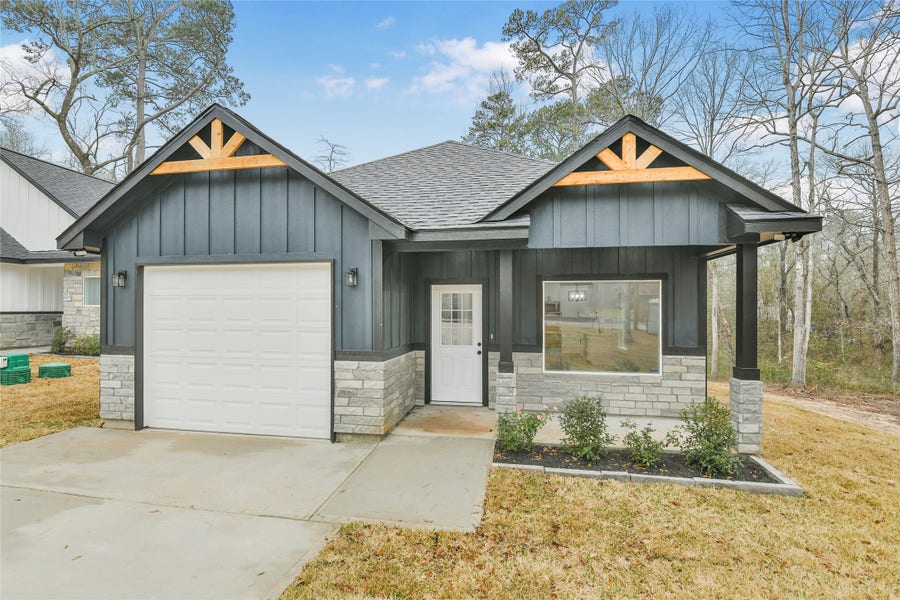Property photo for 15117 Austin, Willis, TX
