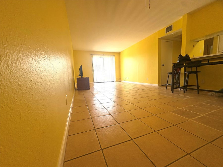 Property photo for 212 Plaza Verde Drive, #F26, Houston, TX