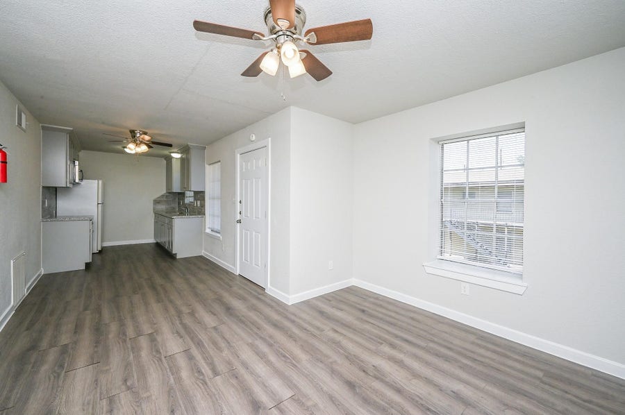 Property photo for 1518 East Avenue, #104, Katy, TX