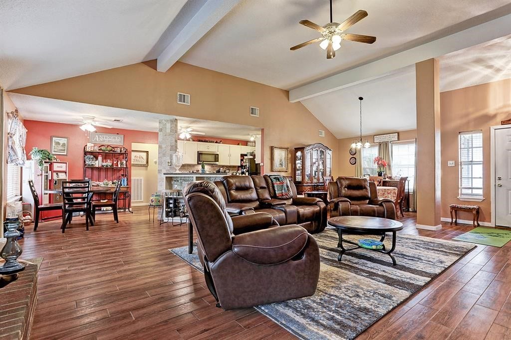 9028 Fm 2004 Road, Santa Fe, TX 77510 9028 Fm 2004 Road, Santa Fe, TX 77510
