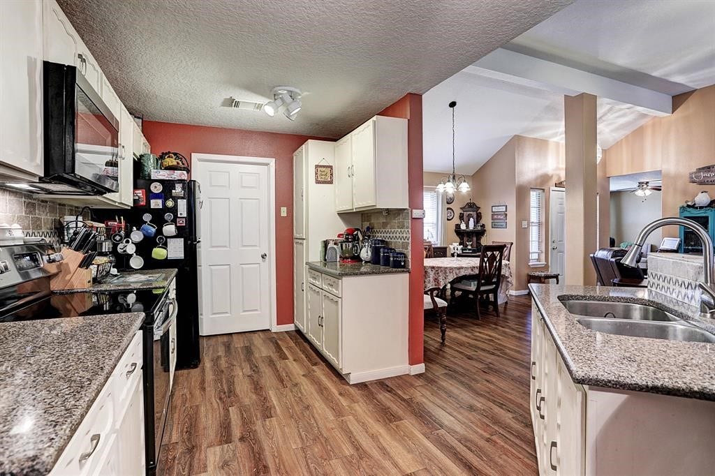 9028 Fm 2004 Road, Santa Fe, TX 77510 9028 Fm 2004 Road, Santa Fe, TX 77510