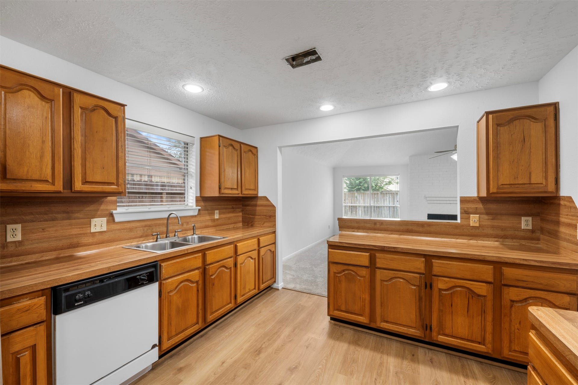 25802 Chapel Ridge Lane, Spring, TX 77373