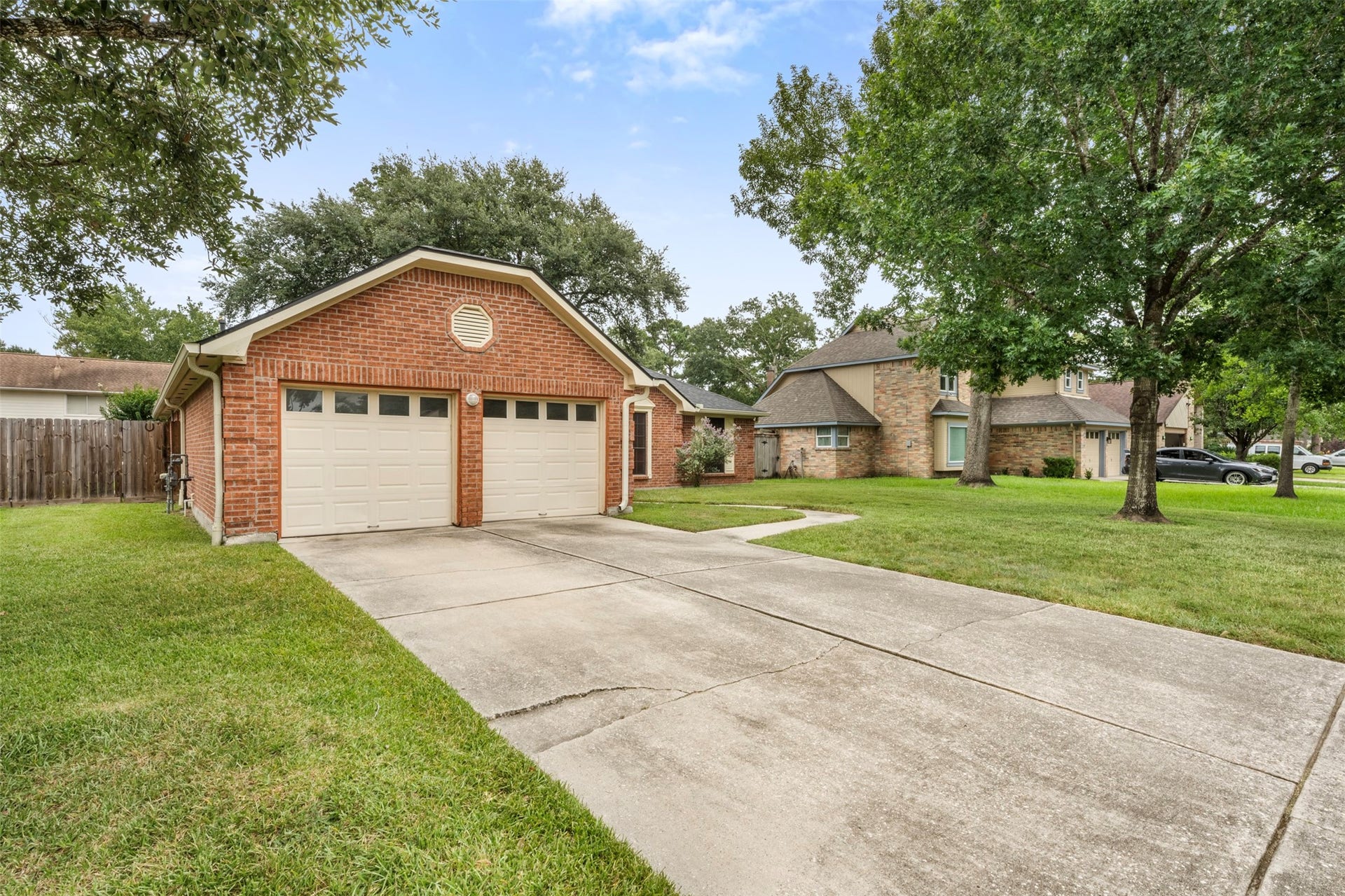 25802 Chapel Ridge Lane, Spring, TX 77373