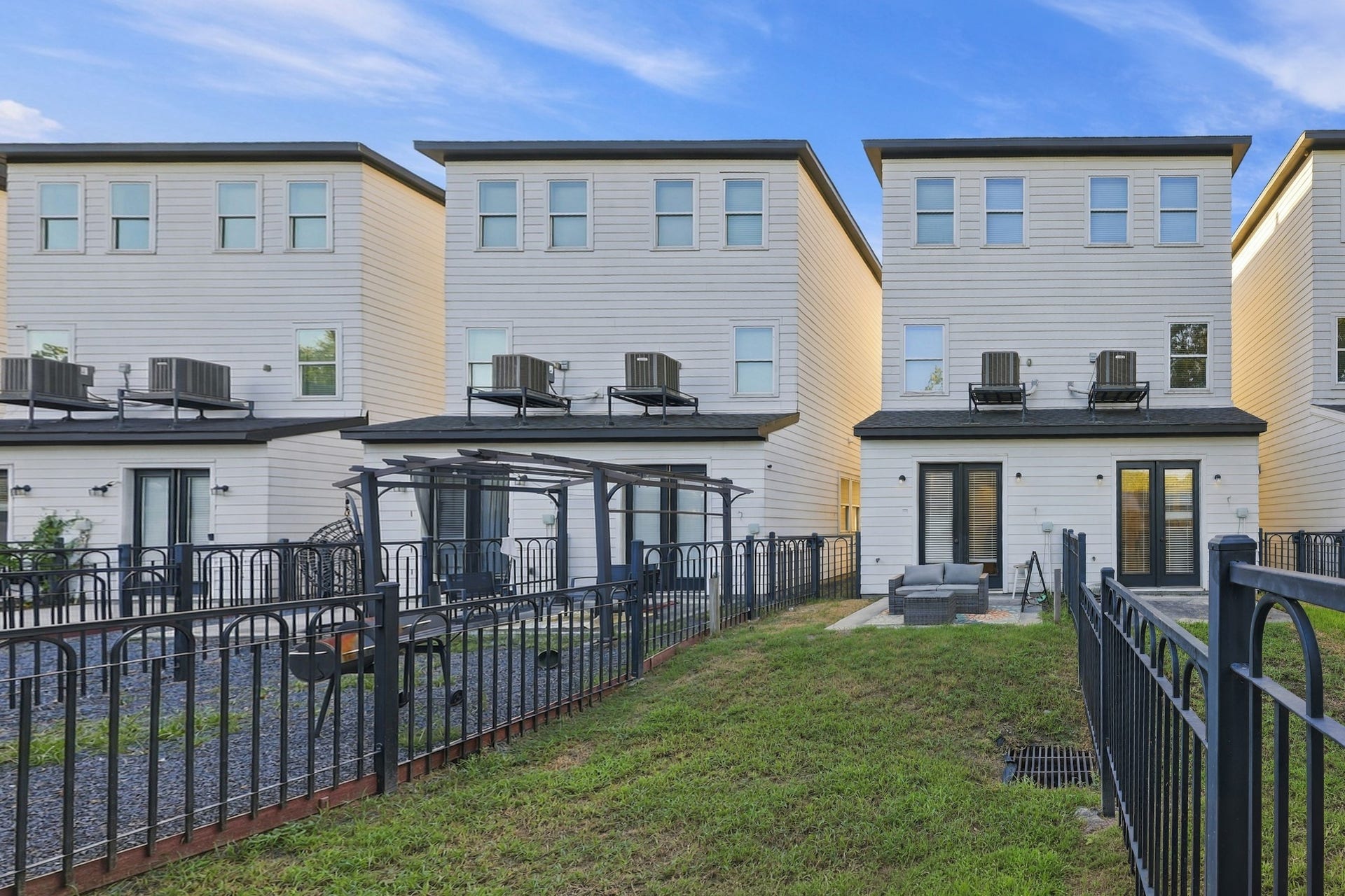 3237 Real Street, #A/B, Houston, TX 77087 3237 Real Street, #A/B, Houston, TX 77087