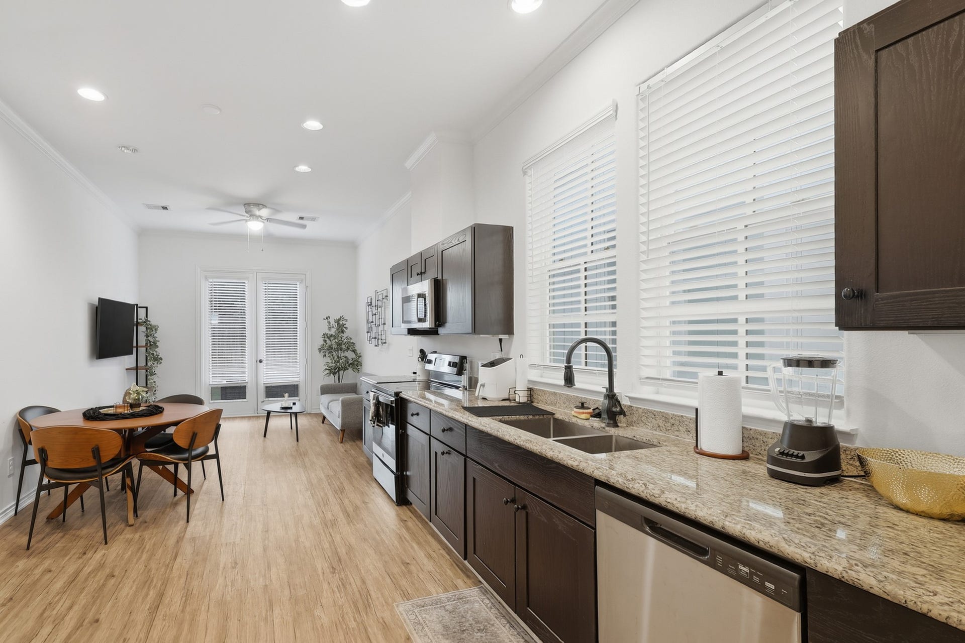 3237 Real Street, #A/B, Houston, TX 77087 3237 Real Street, #A/B, Houston, TX 77087