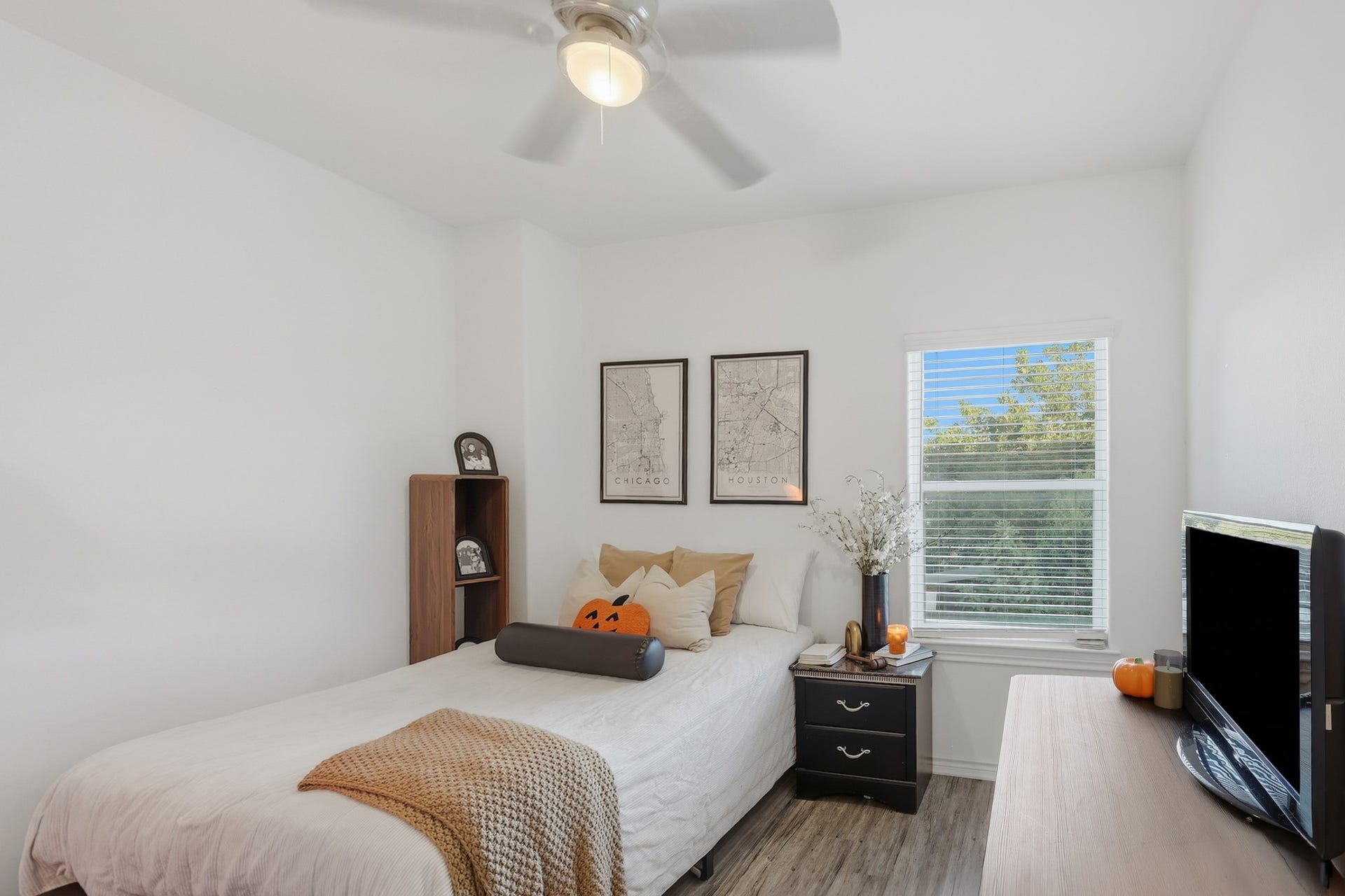 3237 Real Street, #A/B, Houston, TX 77087 3237 Real Street, #A/B, Houston, TX 77087