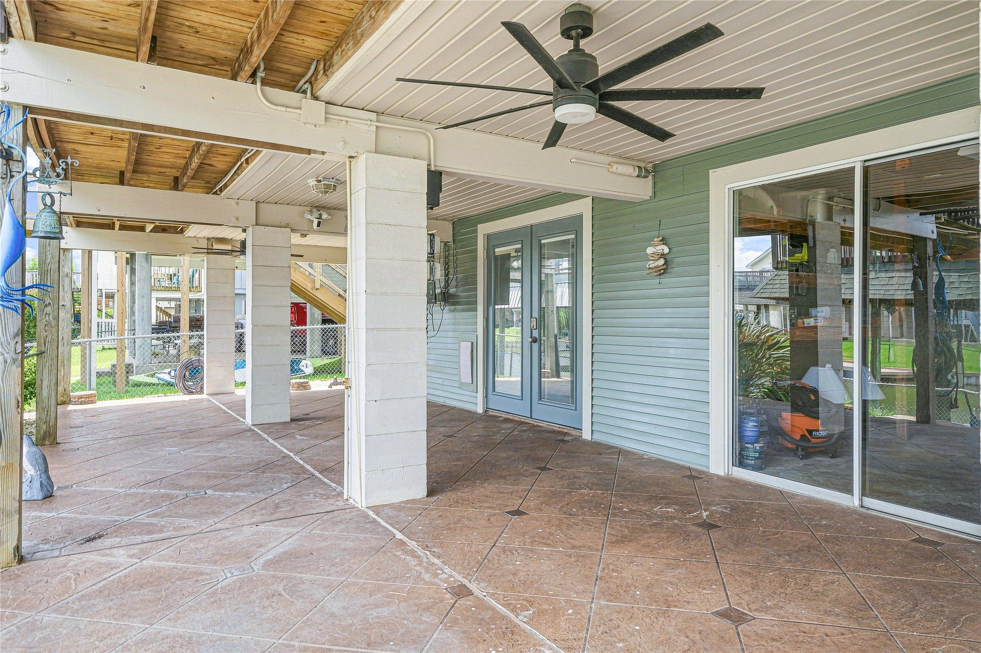 19 N Sandpiper Street, La Marque, TX 77568 19 N Sandpiper Street, La Marque, TX 77568
