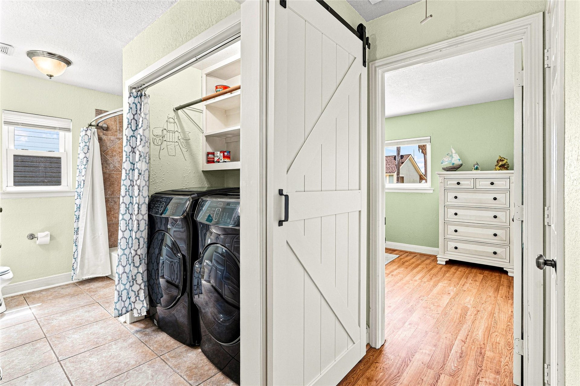 19 N Sandpiper Street, La Marque, TX 77568 19 N Sandpiper Street, La Marque, TX 77568