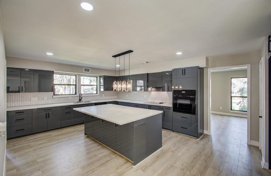 Property photo for 15619 Winding Moss Drive, Houston, TX