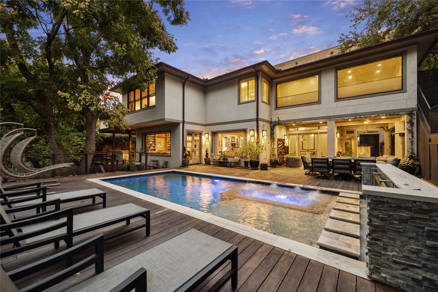Property photo for 420 Pinewold Drive, Houston, TX