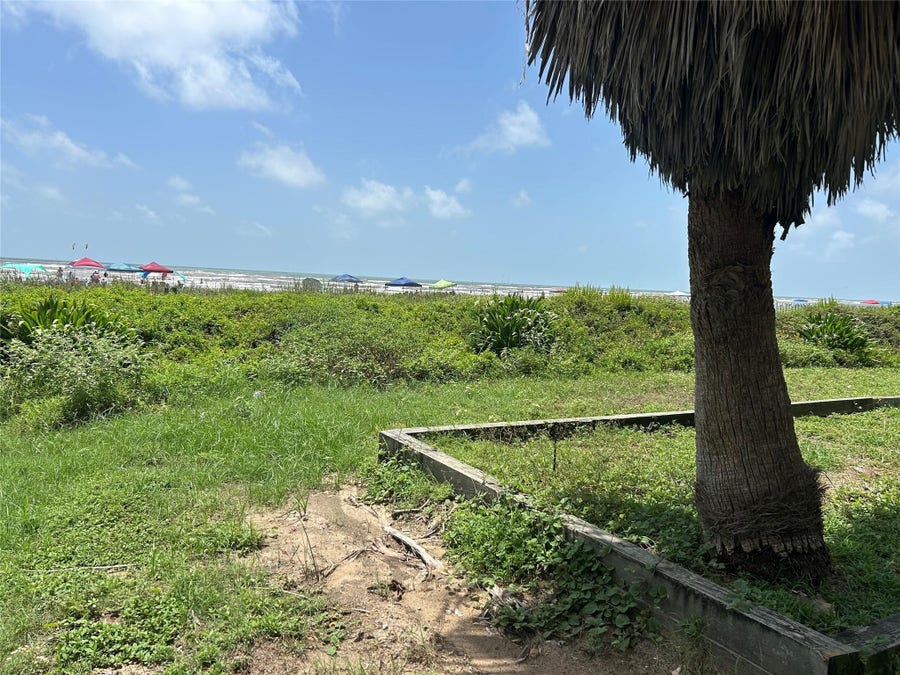 Property photo for 0 Ocean, Galveston, TX