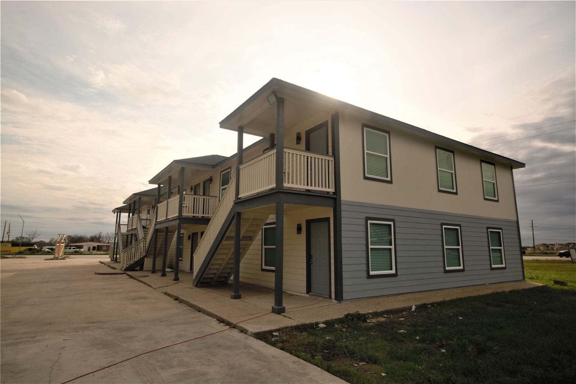 13115 Highway 6, #2, Arcola, TX 77583 13115 Highway 6, #2, Arcola, TX 77583