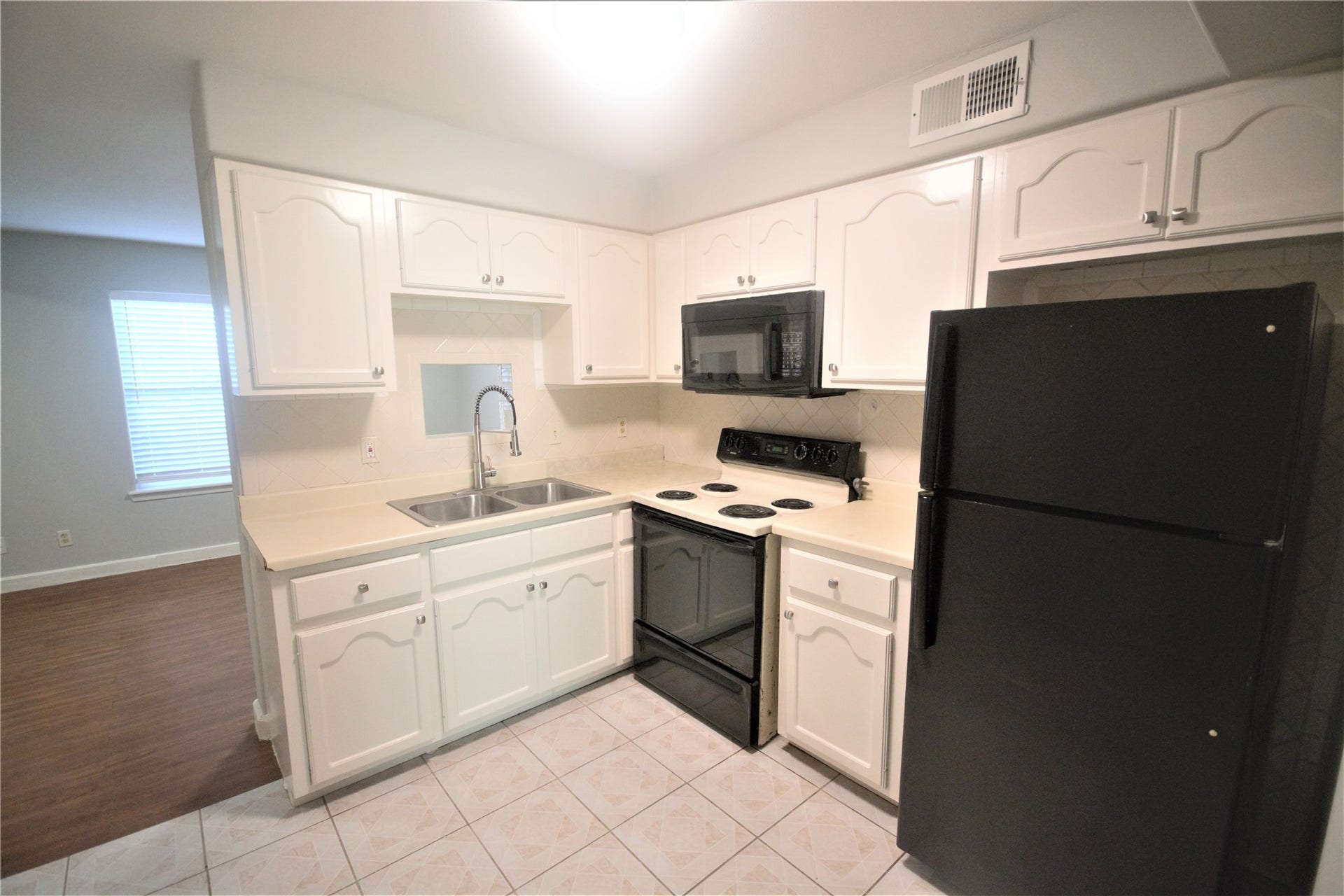 13115 Highway 6, #2, Arcola, TX 77583 13115 Highway 6, #2, Arcola, TX 77583