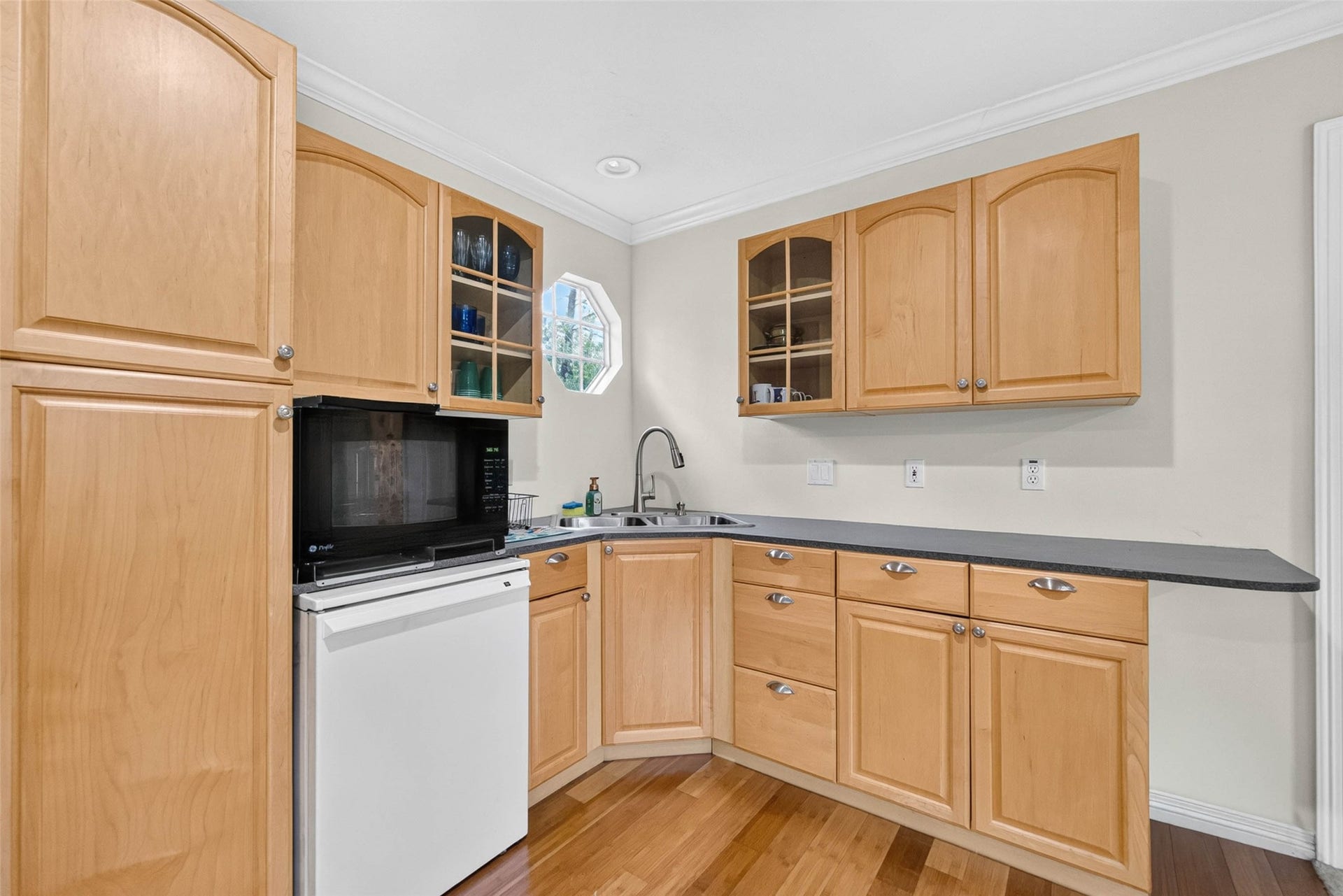 303 Springwood Street, New Caney, TX 77357 Garage apartment