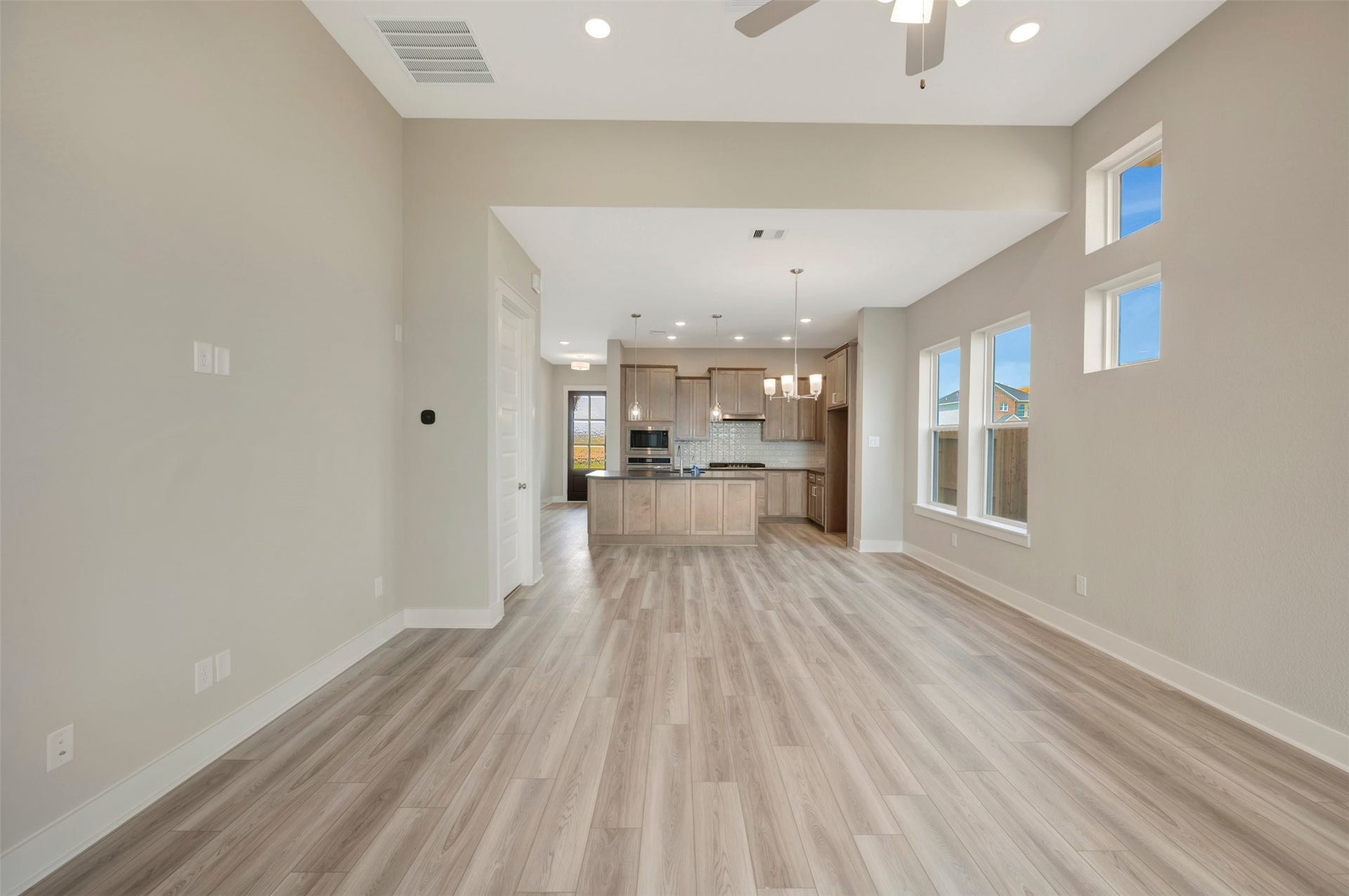 16750 Vibrant Avenue, Hockley, TX 77447