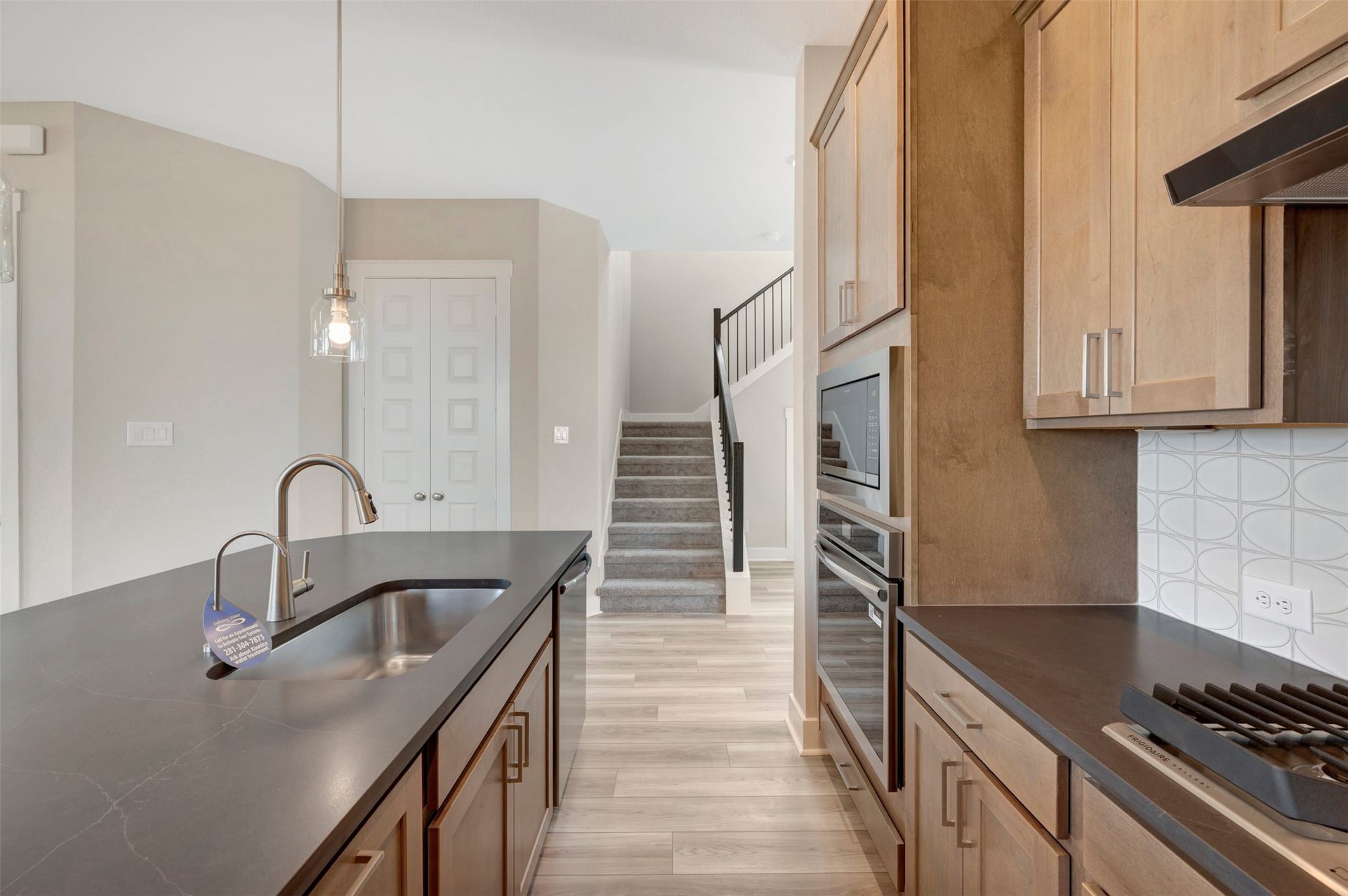 16750 Vibrant Avenue, Hockley, TX 77447