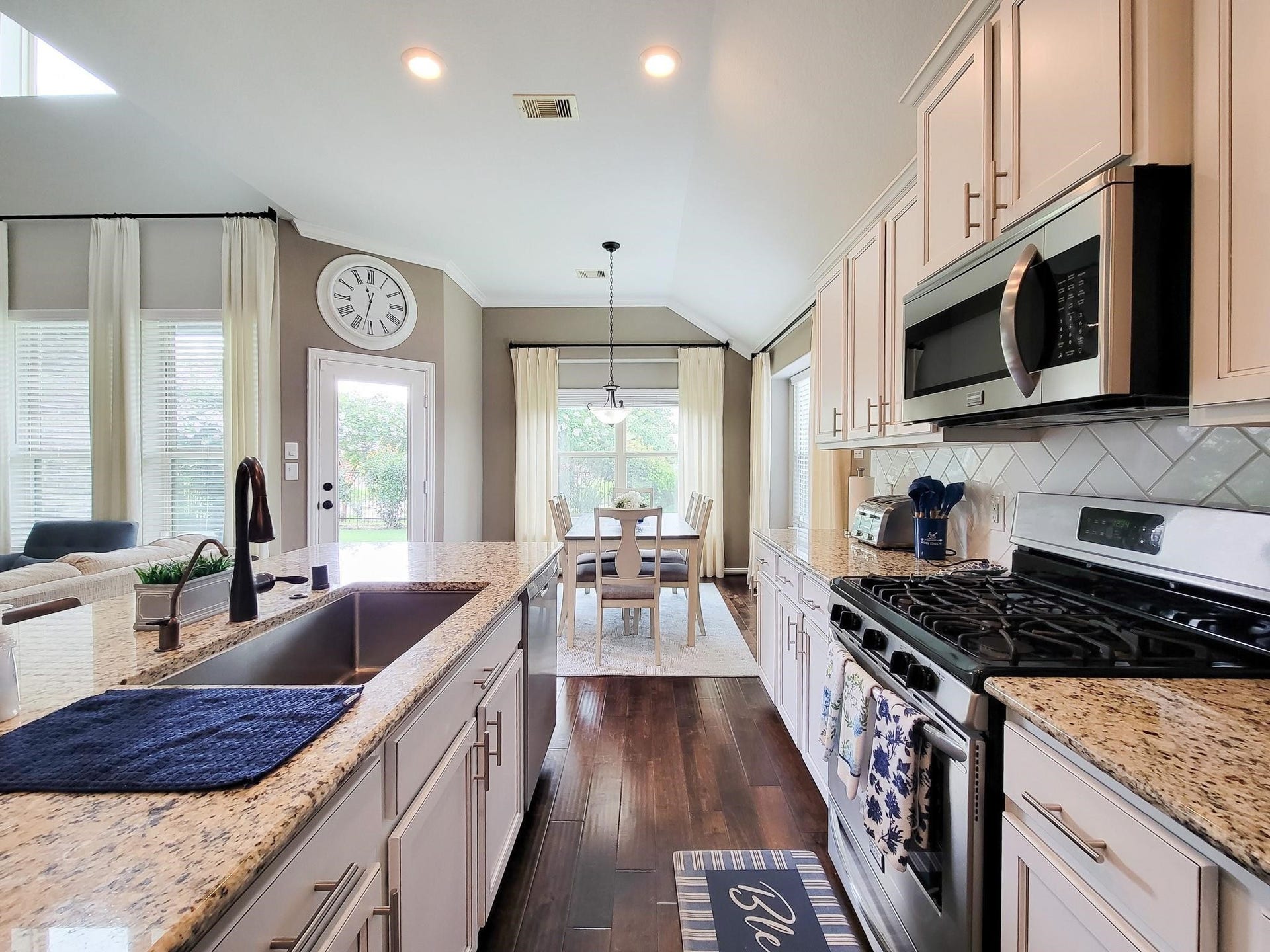 22902 Henderson Row Drive, Richmond, TX 77469 22902 Henderson Row Drive, Richmond, TX 77469