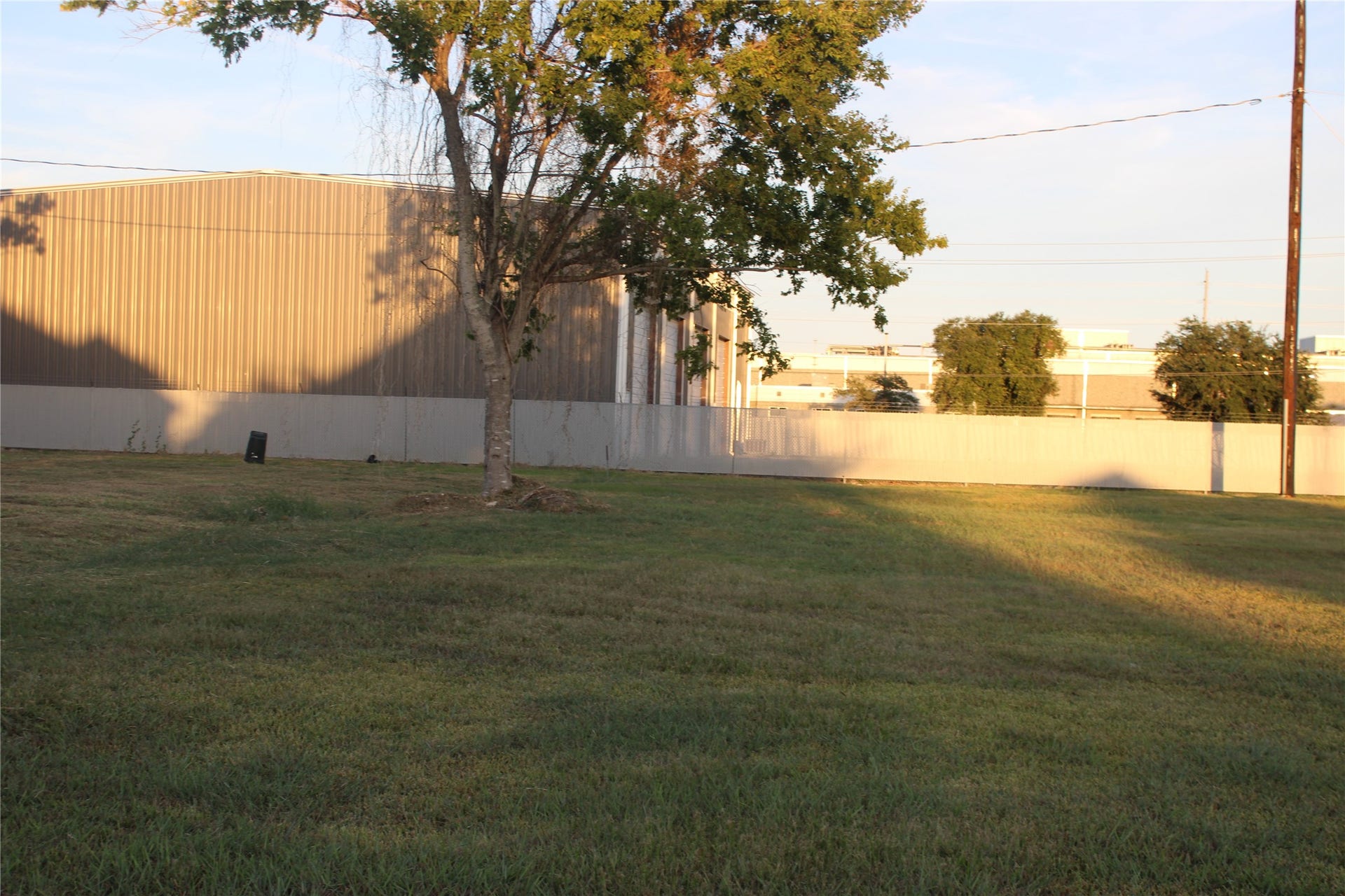514 N 1st Street, La Porte, TX 77571 514 N 1st Street, La Porte, TX 77571