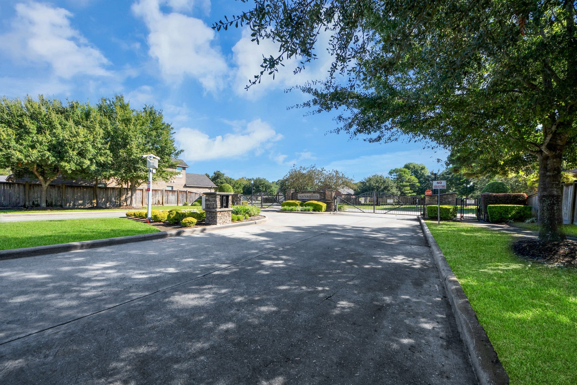8522 Lighthouse Lake Lane, Humble, TX 77346