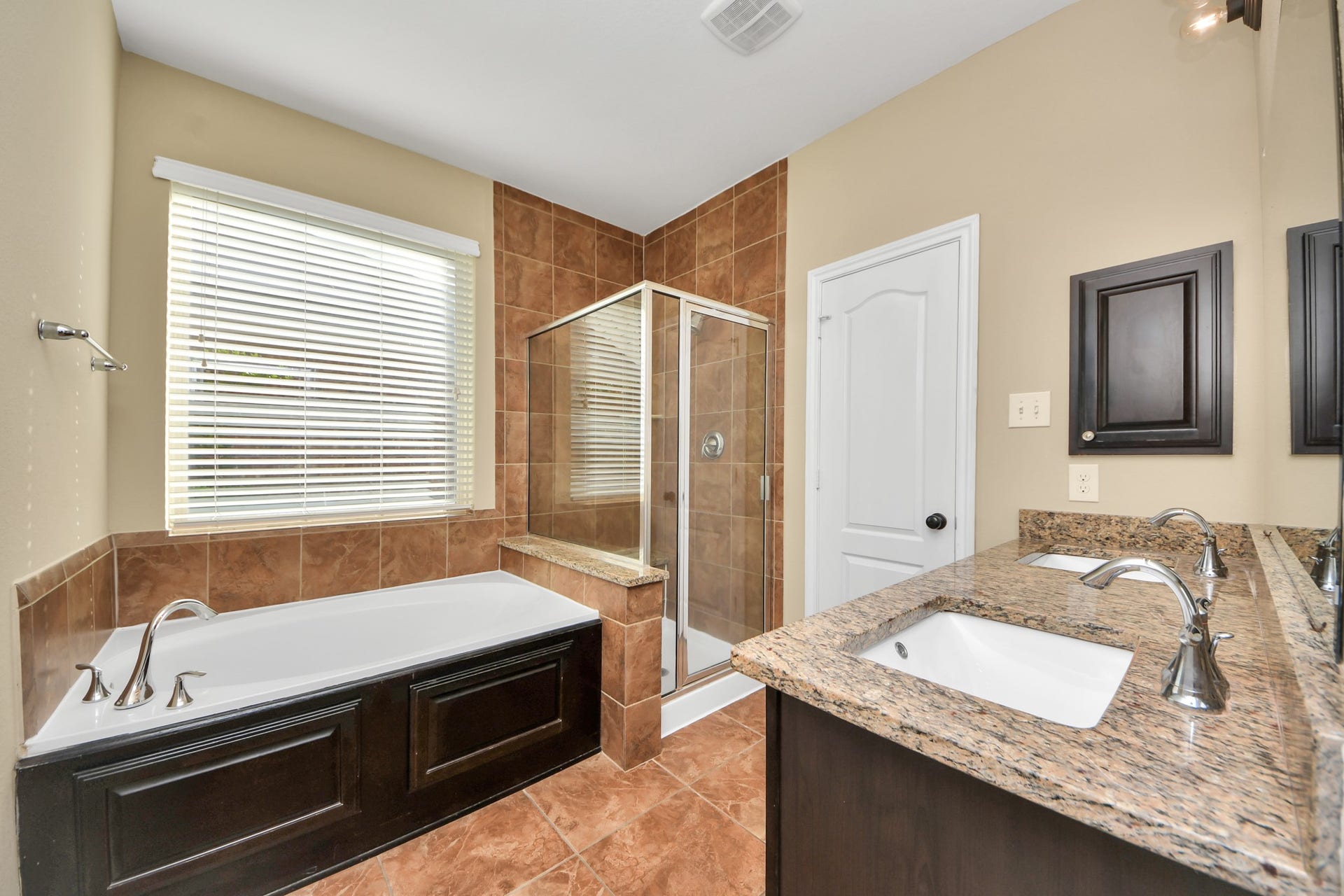 8522 Lighthouse Lake Lane, Humble, TX 77346