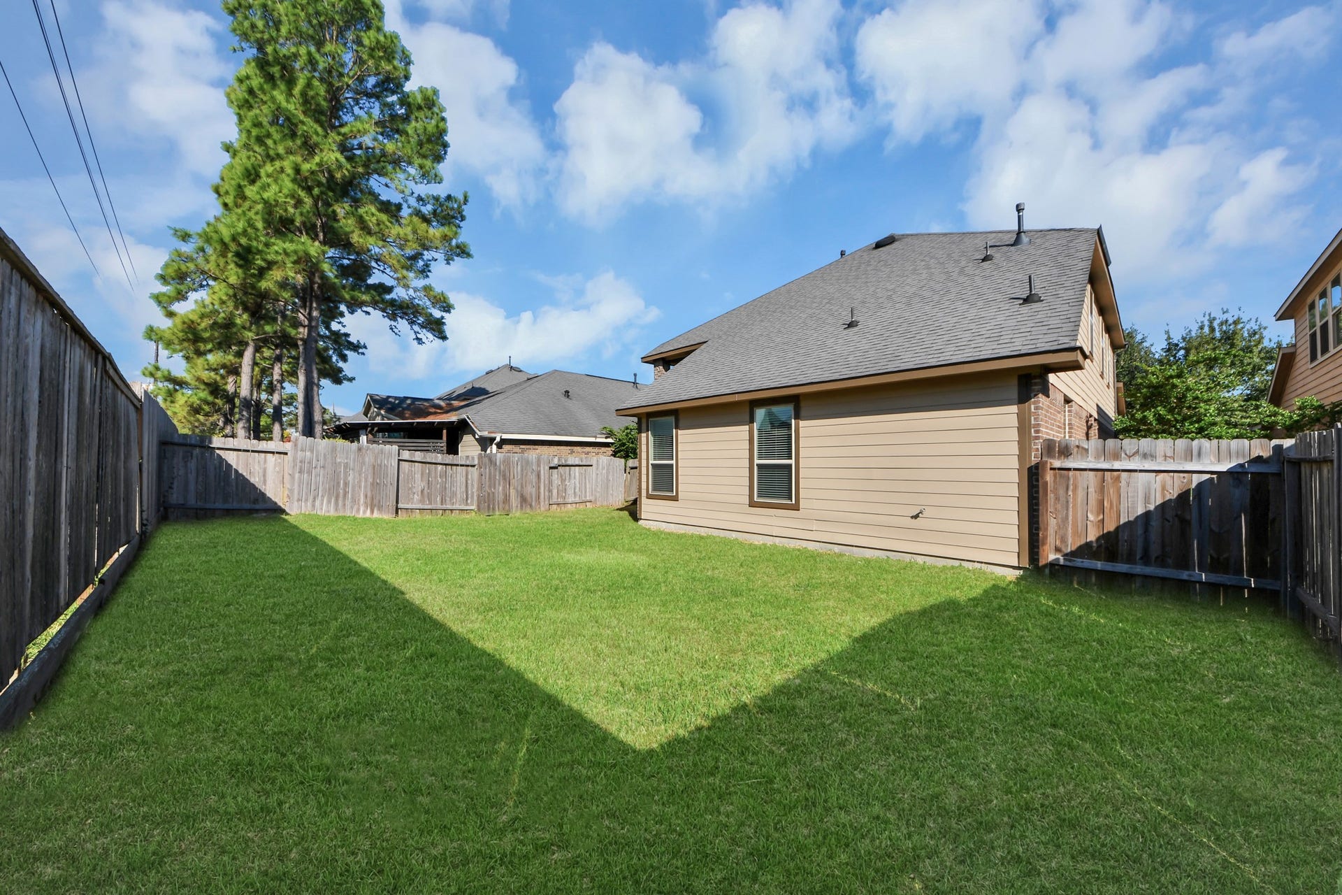 8522 Lighthouse Lake Lane, Humble, TX 77346