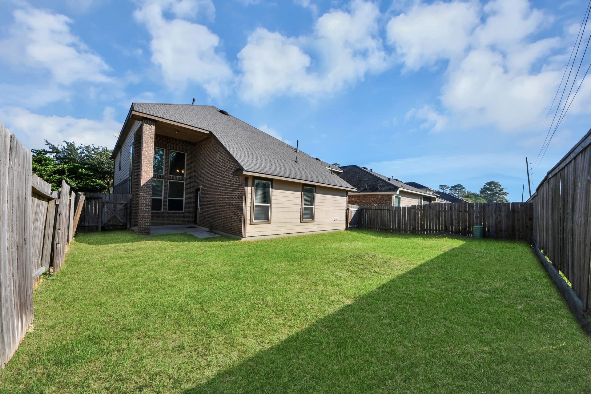 8522 Lighthouse Lake Lane, Humble, TX 77346